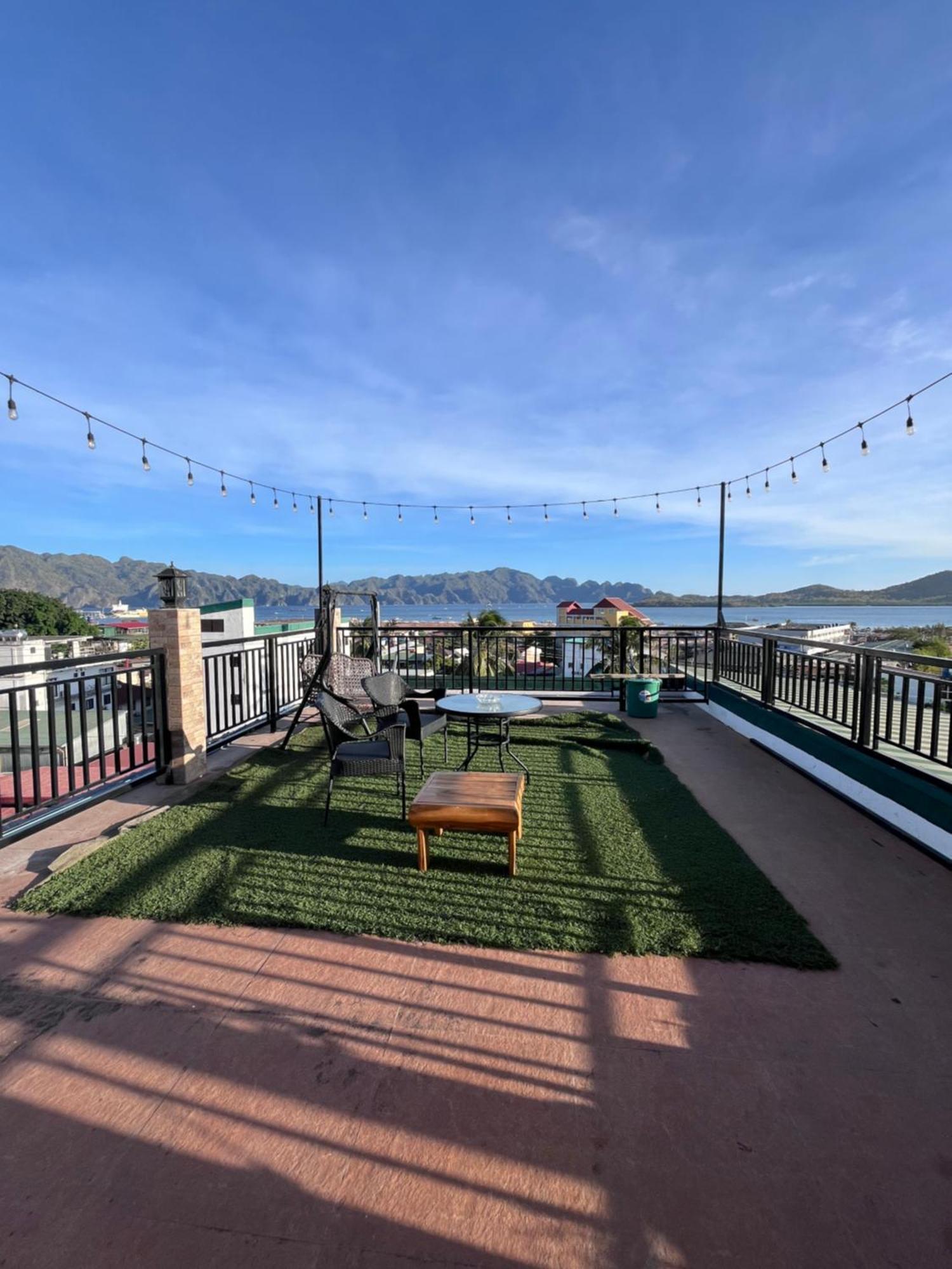 Islanders Inn - Coron Exterior photo